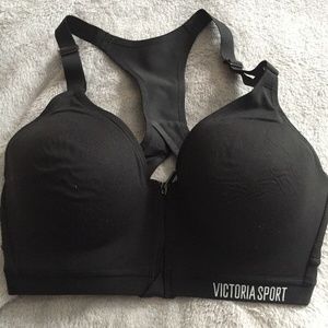 Victoria’s Secret Knockout Sports Bra 32D Black